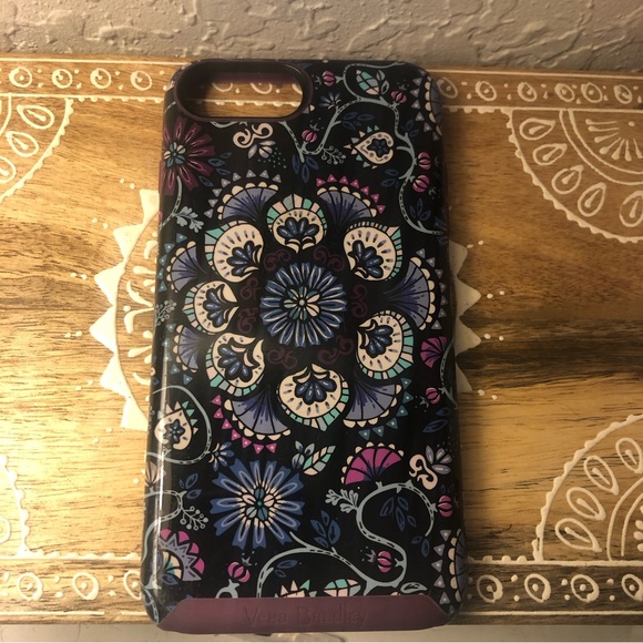 Vera Bradley iPhone 8 Plus Case - Picture 2 of 4